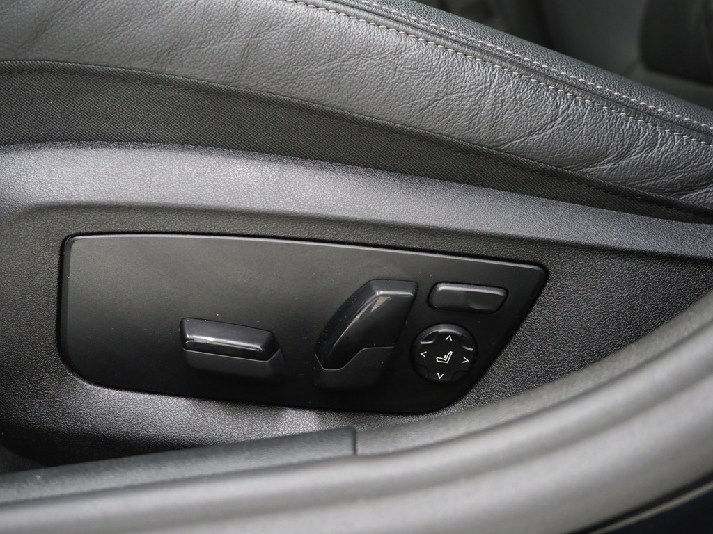 BMW 5 Serie Touring 530e xDrive M Sport 20