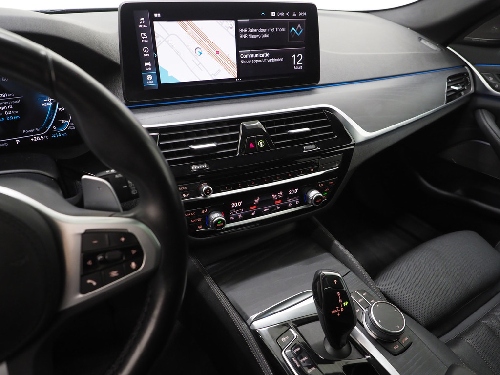 BMW 5 Serie Touring 530e xDrive M Sport 34