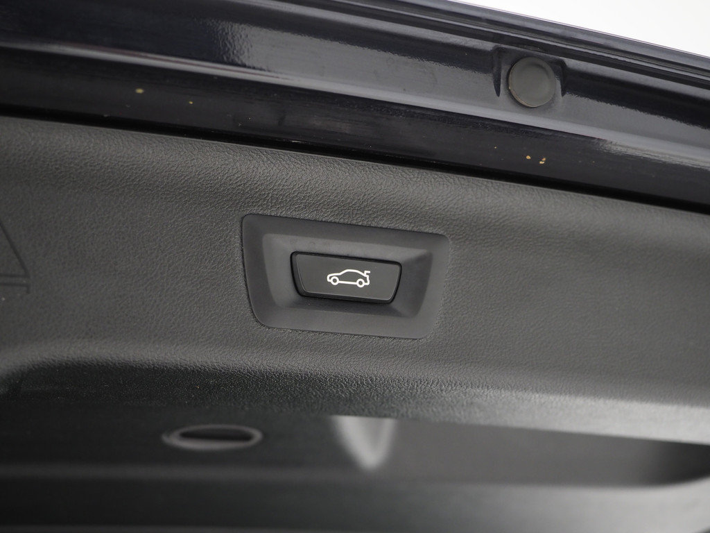 BMW 5 Serie Touring 530e xDrive M Sport 40