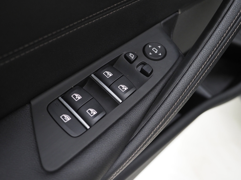 BMW 5 Serie Touring 530e xDrive M Sport 60