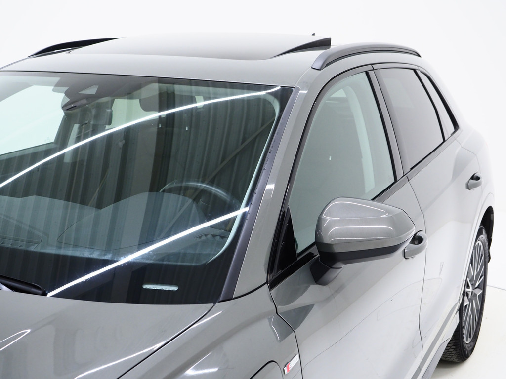 Audi Q3 45 TFSI e S-Line Edition Black 58