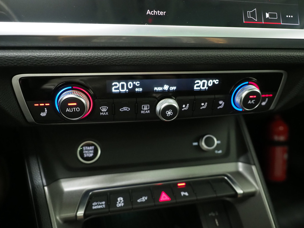 Audi Q3 45 TFSI e S-Line Edition Black 84