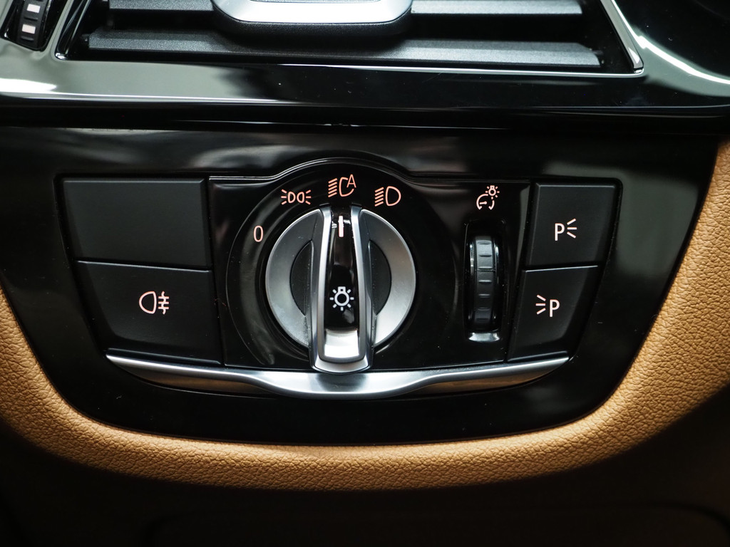 BMW 5 Serie Touring 530e Luxury Line 21