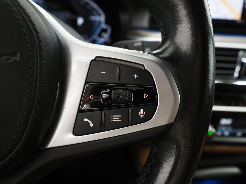 BMW 5 Serie Touring 530e Luxury Line 24