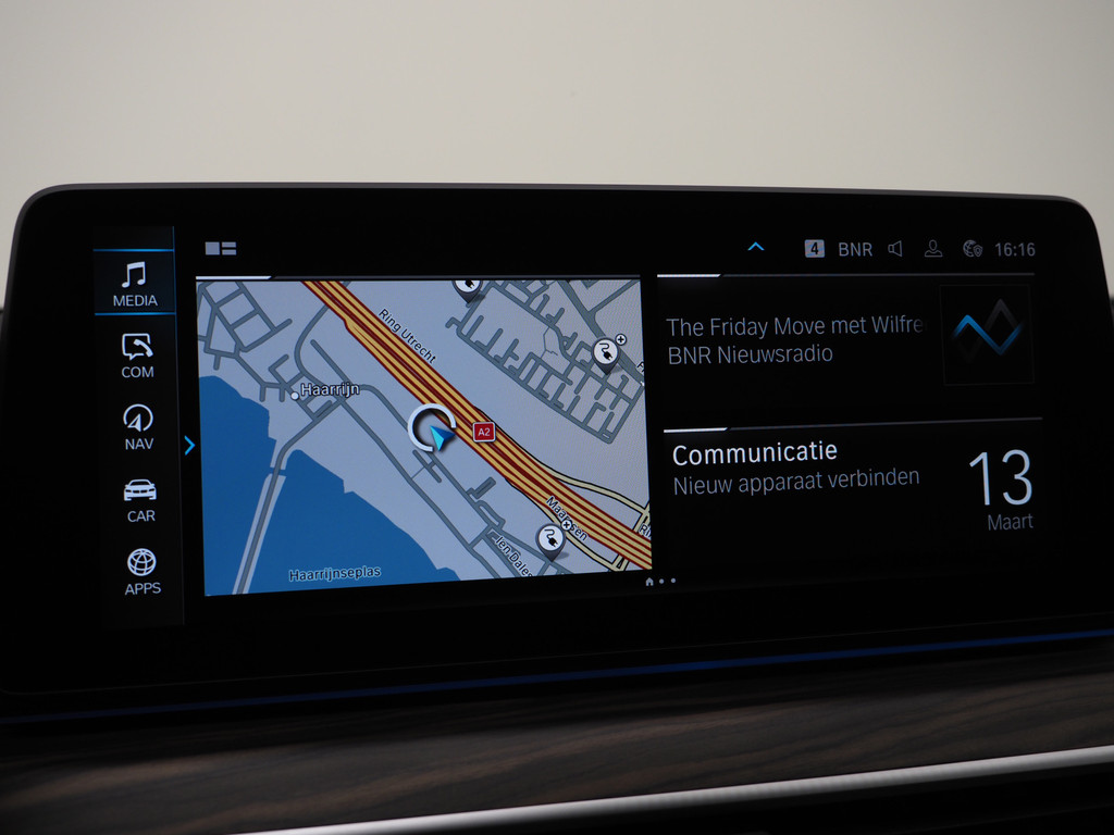 BMW 5 Serie Touring 530e Luxury Line 28