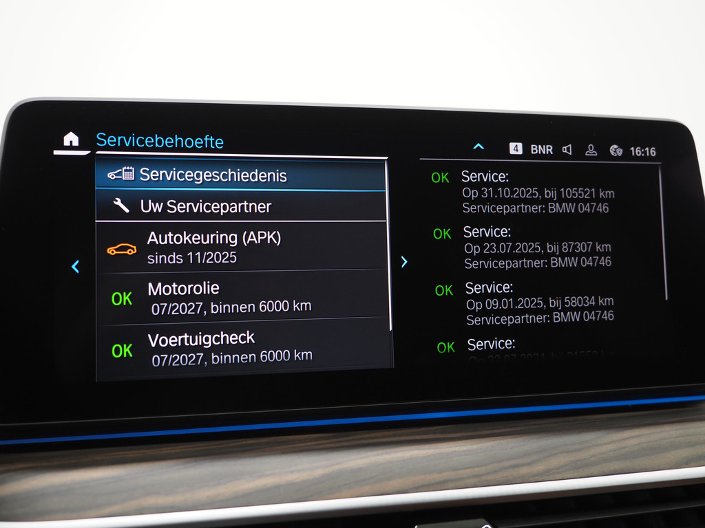 BMW 5 Serie Touring 530e Luxury Line 31