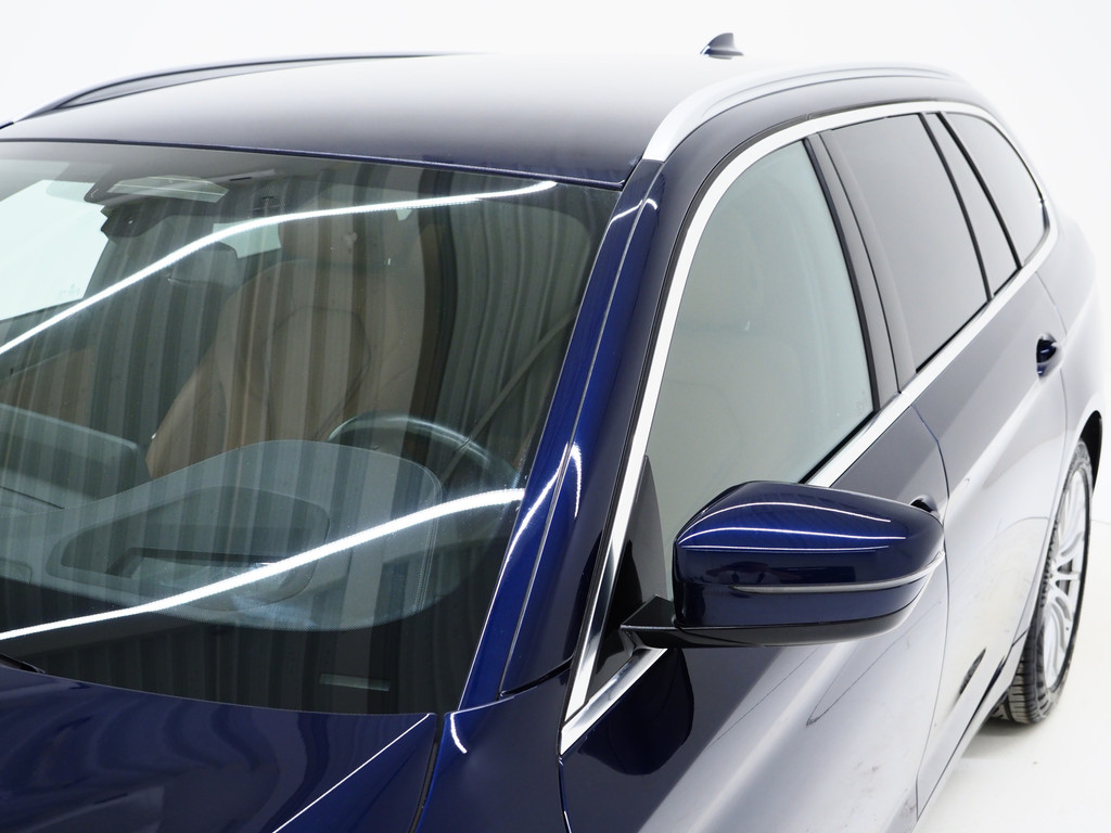 BMW 5 Serie Touring 530e Luxury Line 57