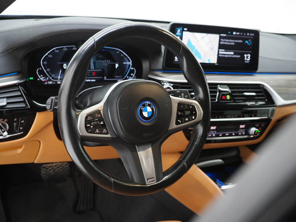 BMW 5 Serie Touring 530e Luxury Line 62