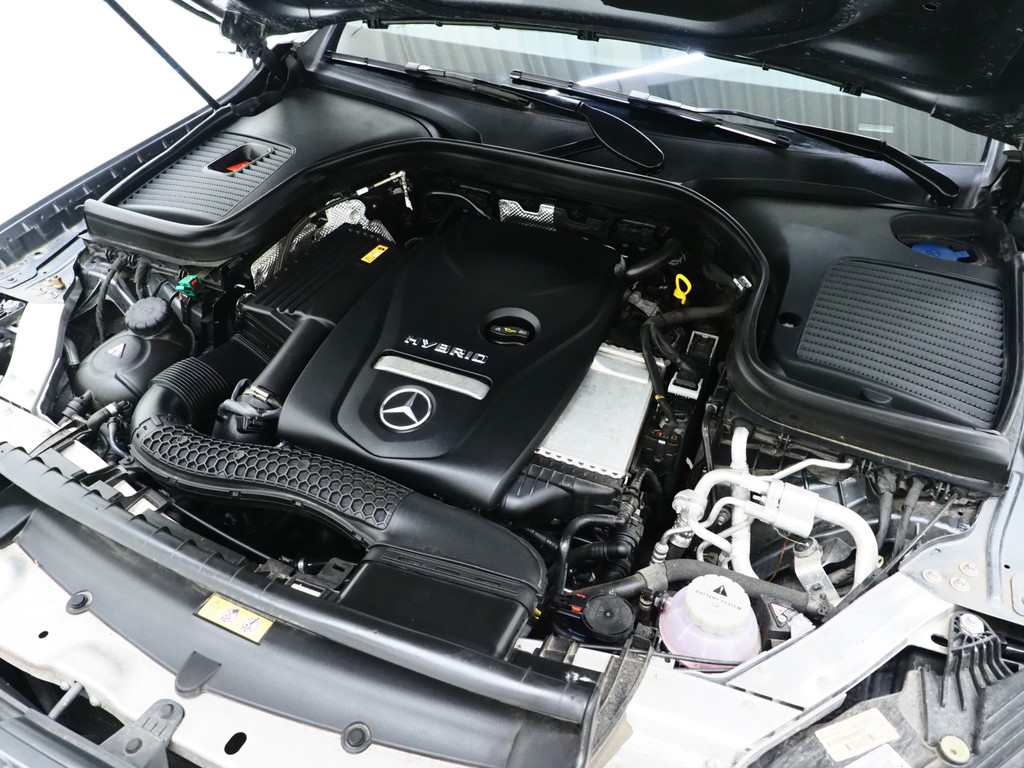 Mercedes-Benz GLC 300e 4MATIC 45