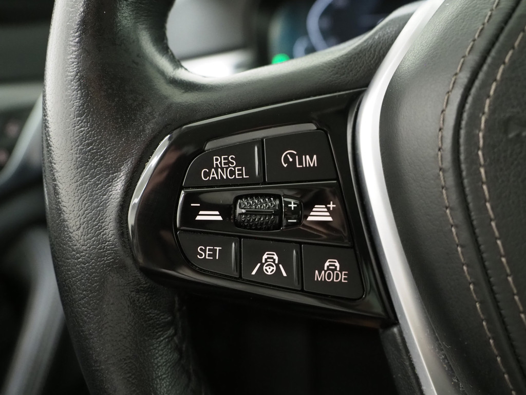 BMW 5 Serie Touring 530e xDrive 21