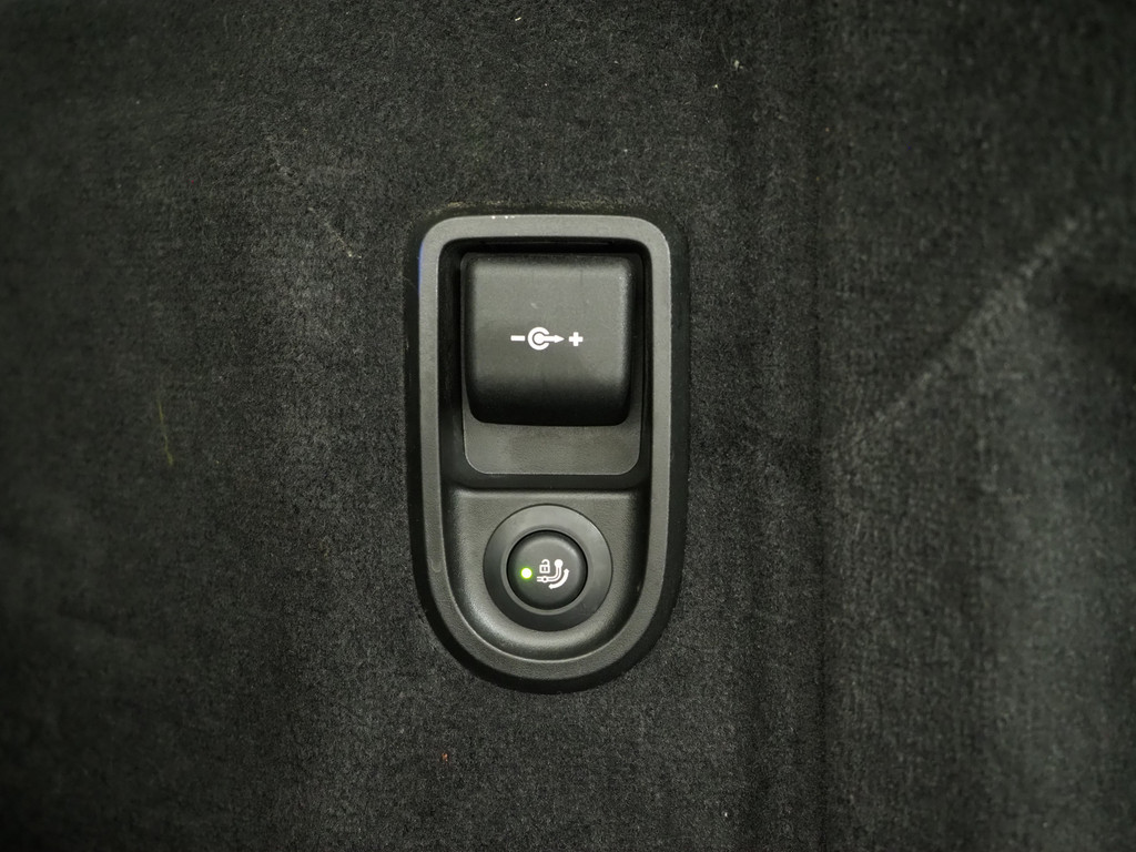 BMW 5 Serie Touring 530e xDrive 38