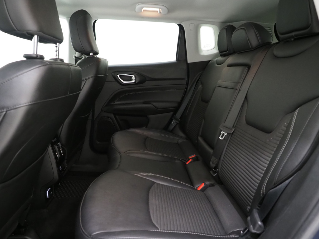 Jeep Compass 4xe 190 Plug-in Hybrid Electric Night Eagle 38