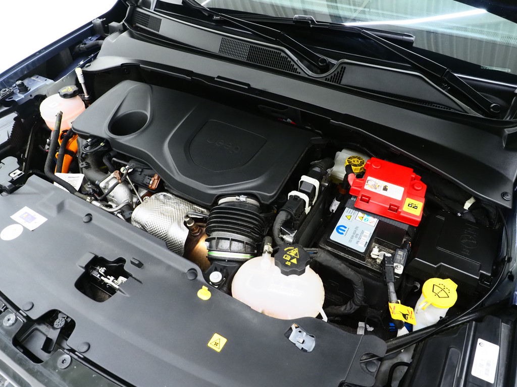 Jeep Compass 4xe 190 Plug-in Hybrid Electric Night Eagle 46