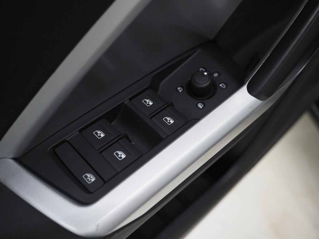 Audi Q3 Sportback 45 TFSI e Edition Full Black 15