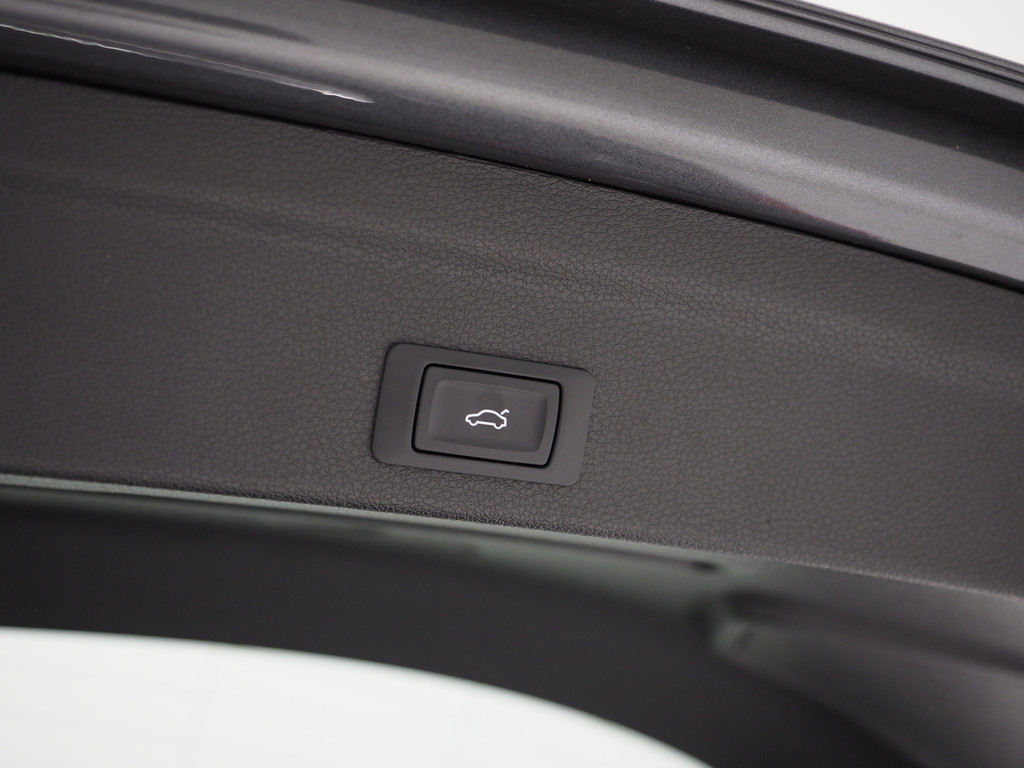 Audi Q3 Sportback 45 TFSI e Edition Full Black 36