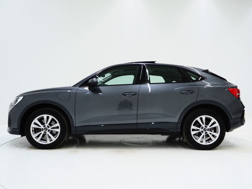 Audi Q3 Sportback 45 TFSI e Edition Full Black 38