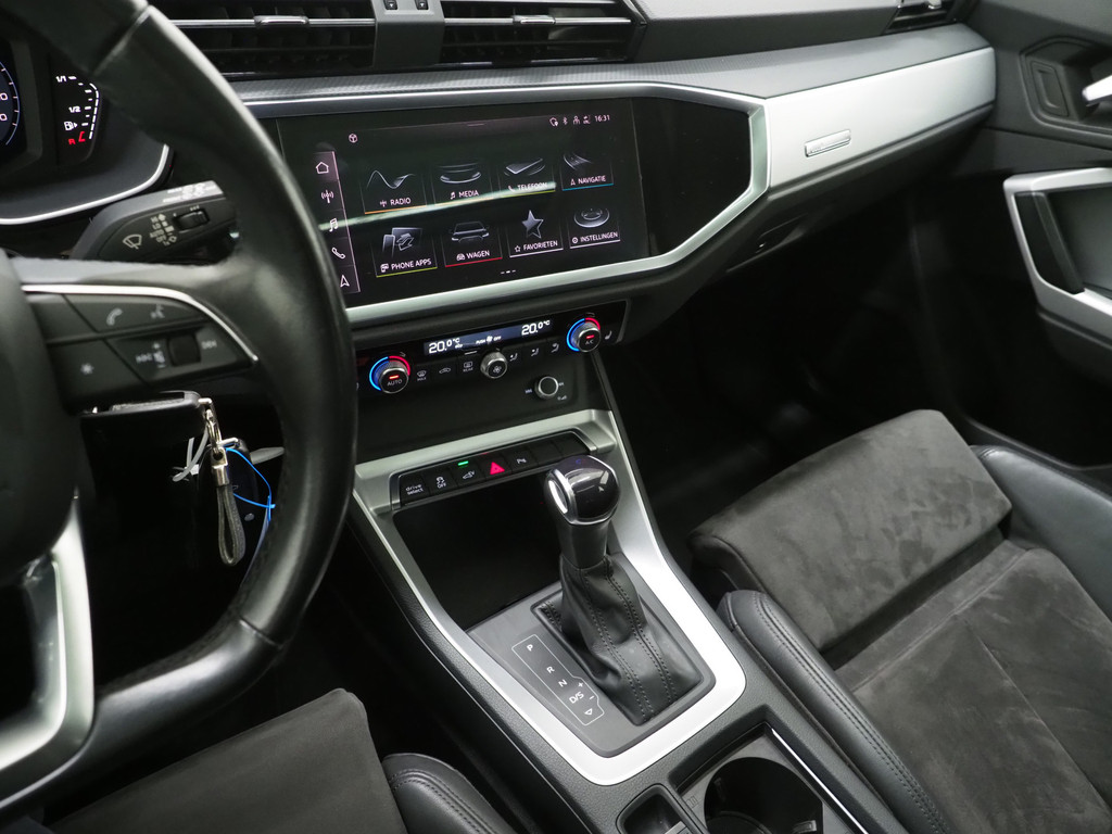 Audi Q3 Sportback 45 TFSI e Edition Full Black 68