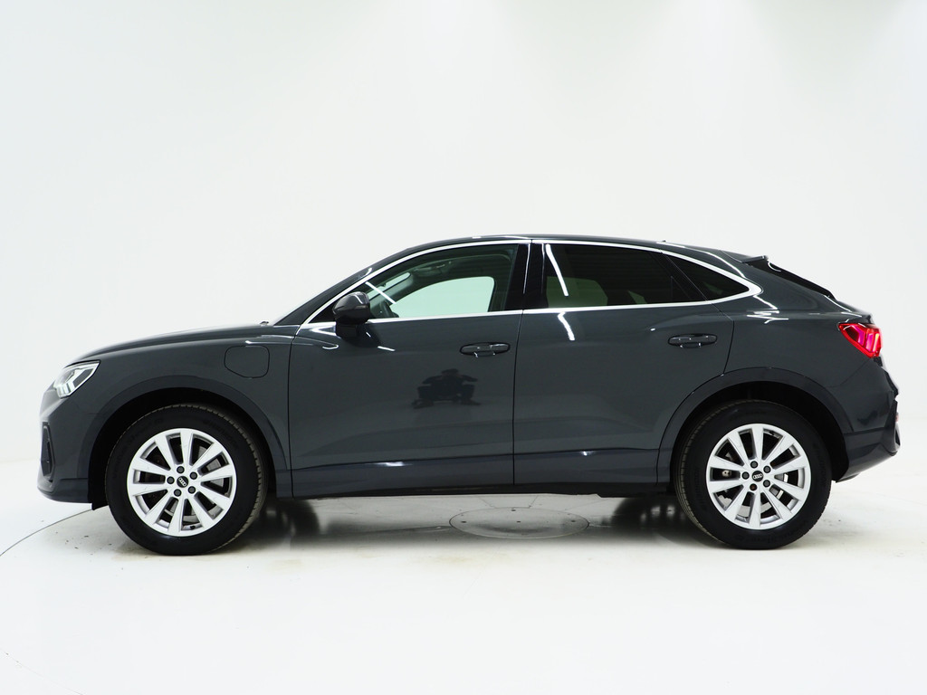 Audi Q3 Sportback 45 TFSI e Edition 1