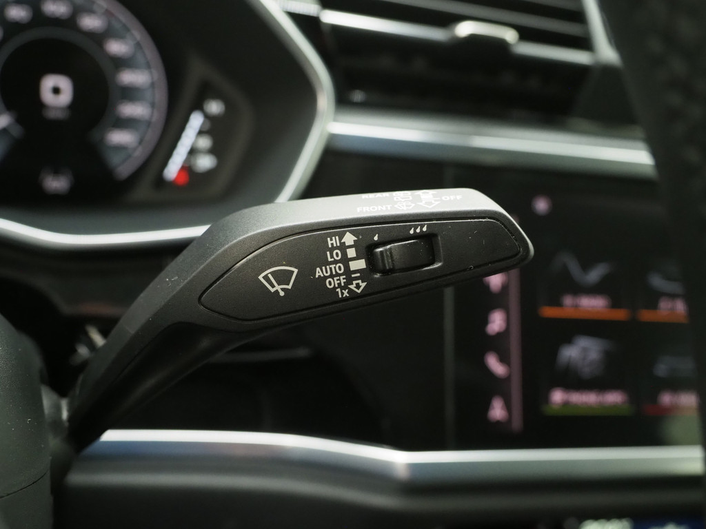 Audi Q3 Sportback 45 TFSI e Edition 23