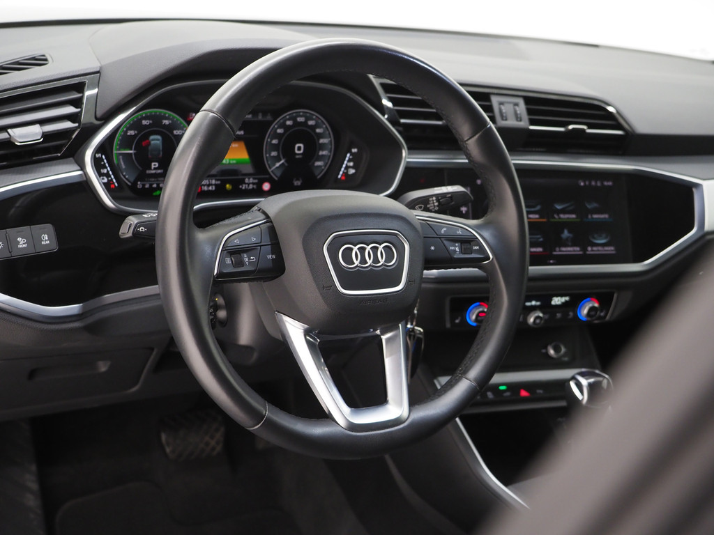 Audi Q3 Sportback 45 TFSI e Edition 54