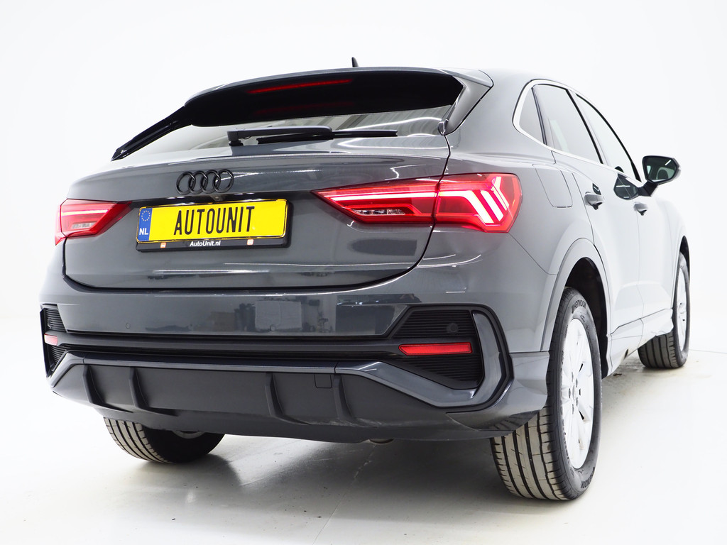 Audi Q3 Sportback 45 TFSI e Edition 8