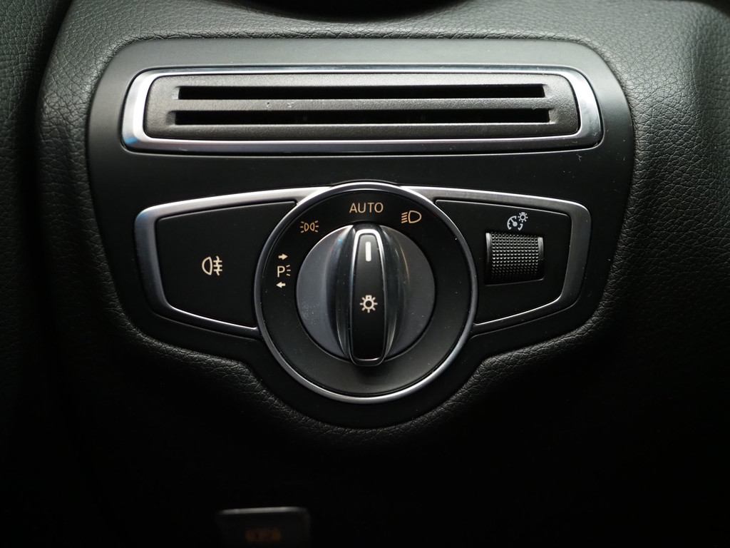 Mercedes-Benz C-Klasse Estate 180 AMG 19