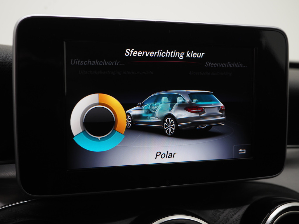 Mercedes-Benz C-Klasse Estate 180 AMG 29