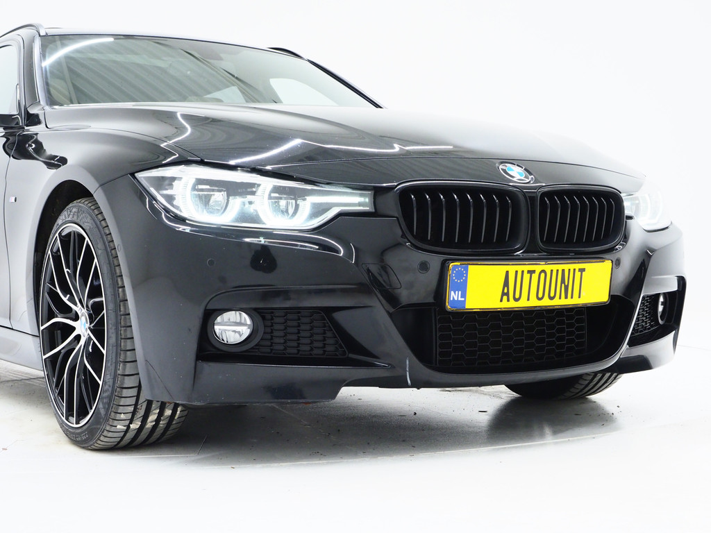 BMW 3 Serie Touring 320i M Sport Shadow 50