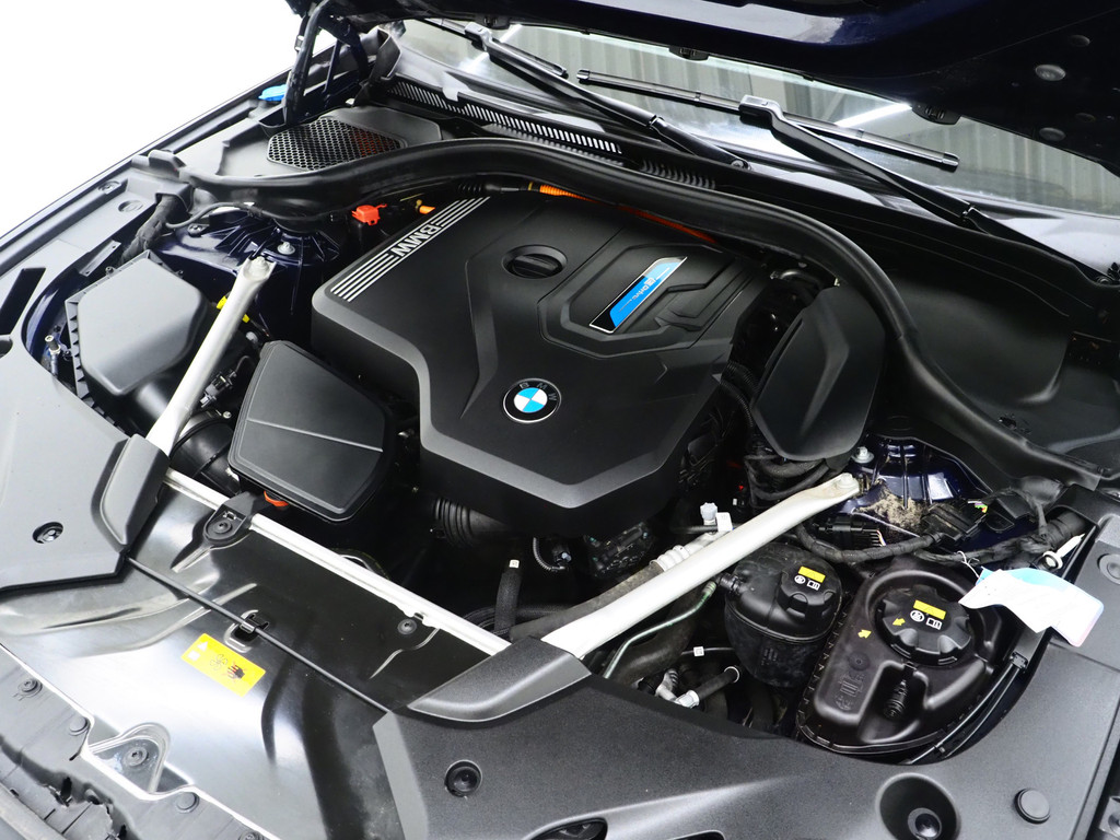 BMW 5 Serie Touring 530e xDrive M Sport 53