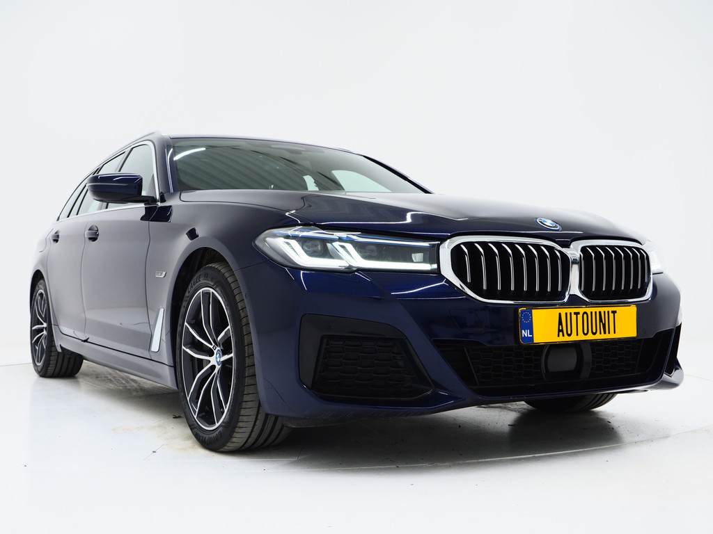 BMW 5 Serie Touring 530e xDrive M Sport 56