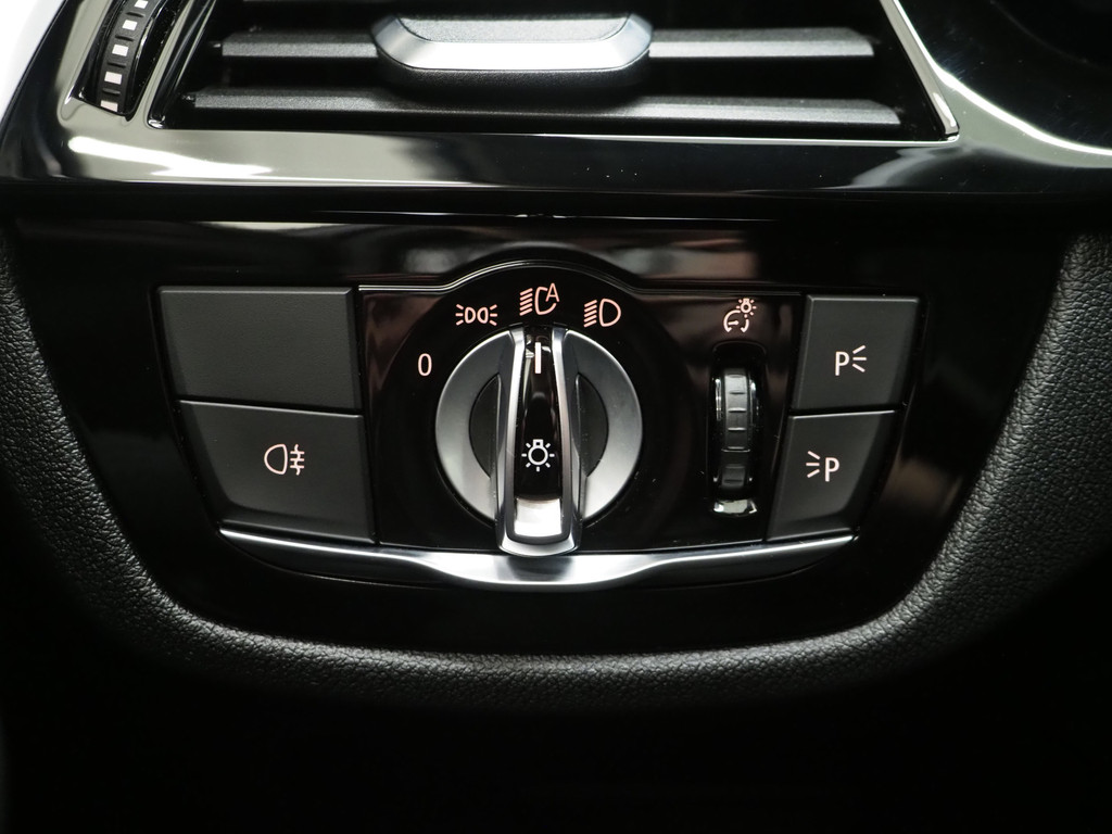 BMW 5 Serie Touring 530e xDrive M Sport 68