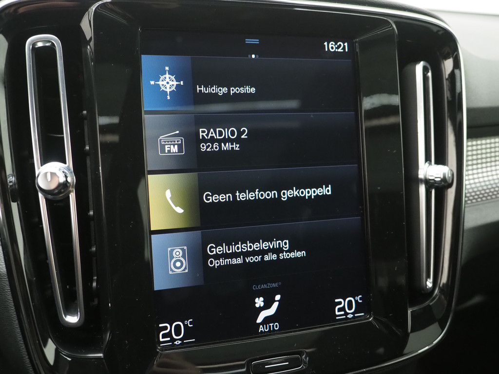 Volvo XC40 1.5 T5 Recharge R-Design 24