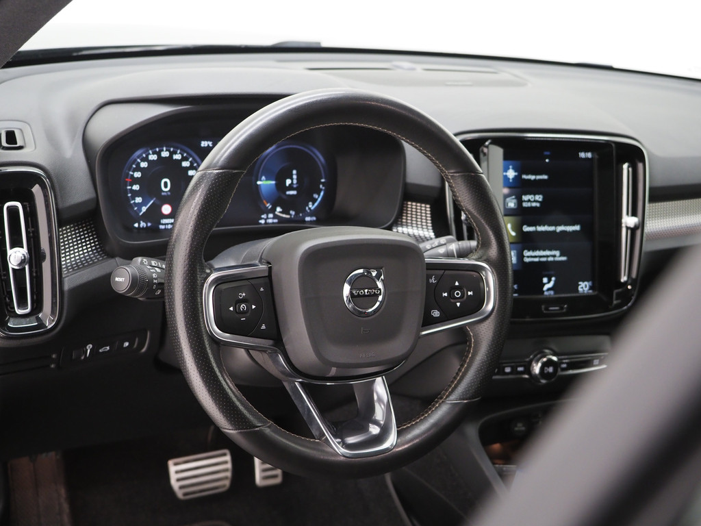 Volvo XC40 1.5 T5 Recharge R-Design 52