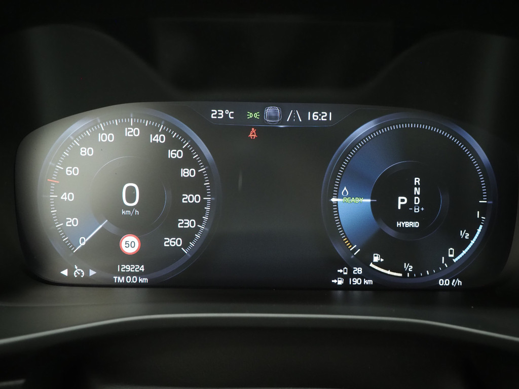 Volvo XC40 1.5 T5 Recharge R-Design 59