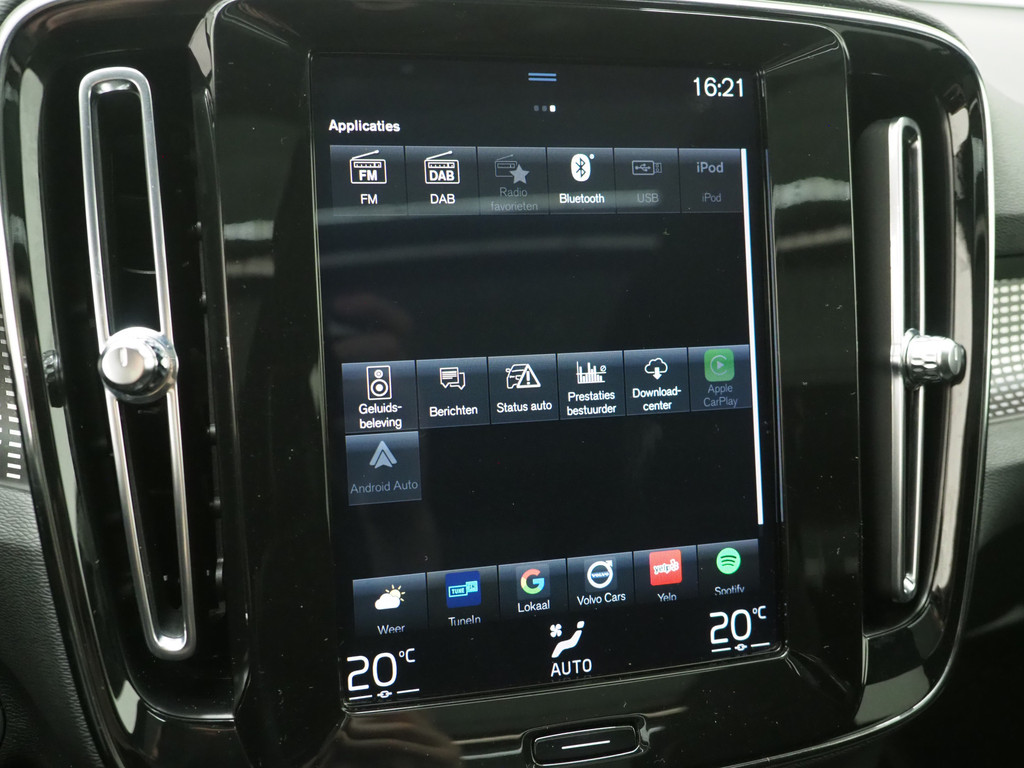 Volvo XC40 1.5 T5 Recharge R-Design 61