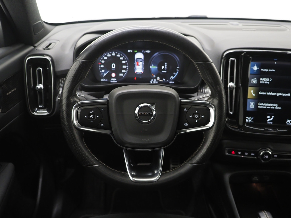 Volvo XC40 1.5 T5 Recharge R-Design 65