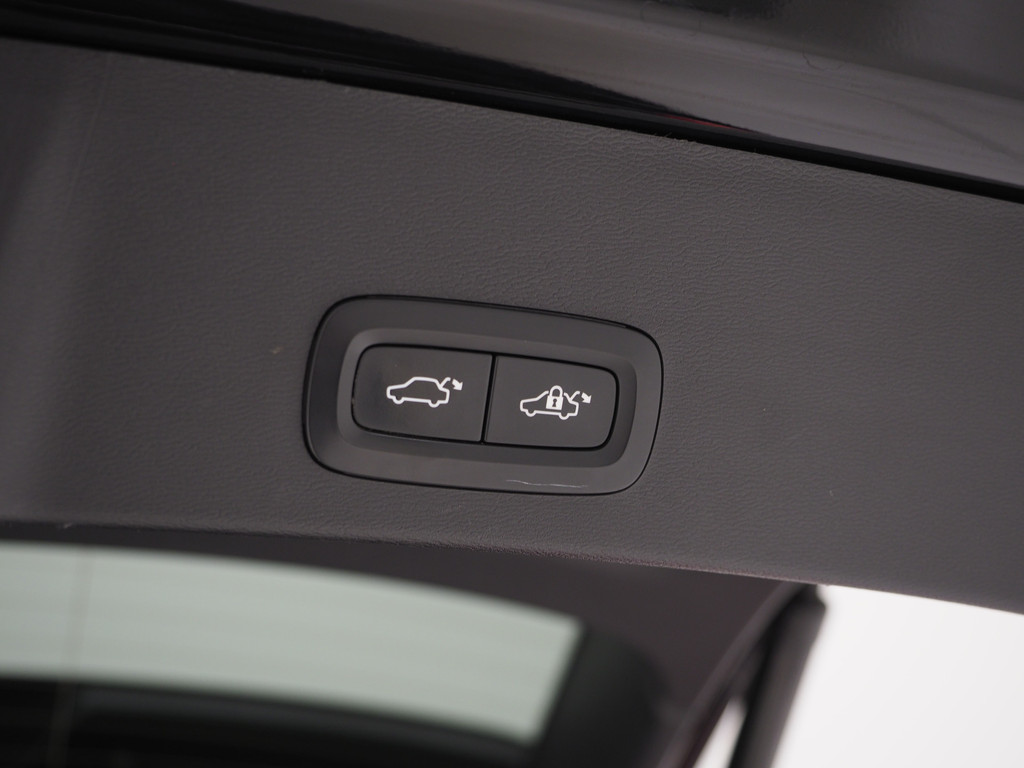 Volvo XC40 1.5 T5 Recharge R-Design 69