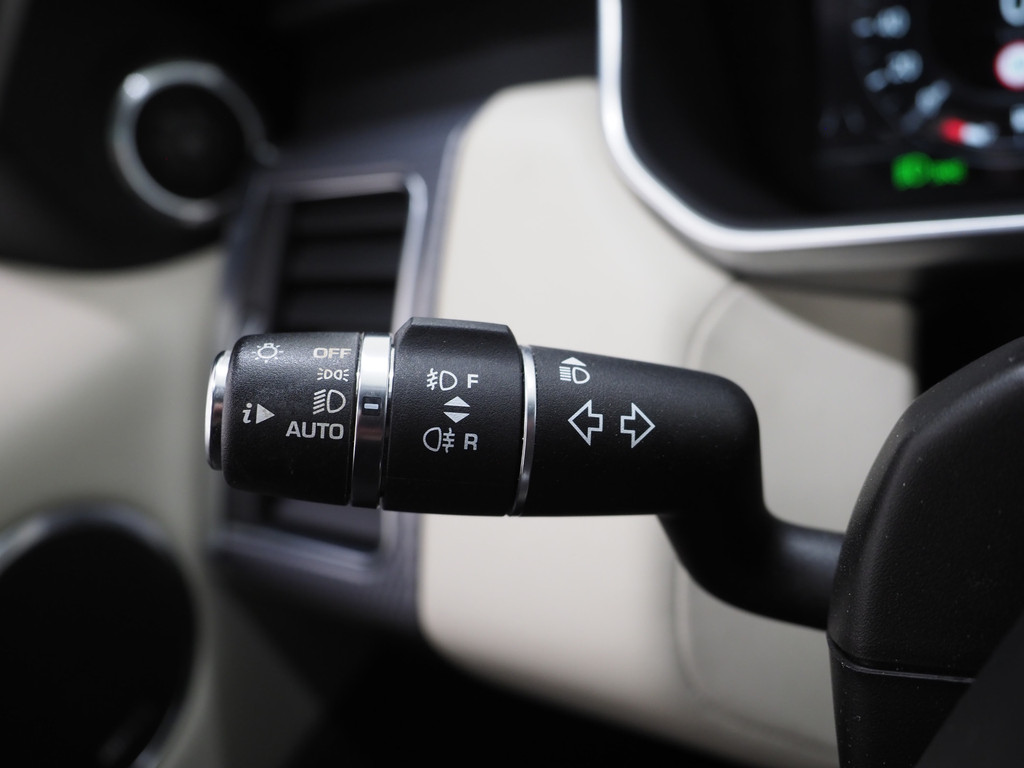 Land Rover Range Rover Sport 2.0 P400e HSE Dynamic SVO Satin 23