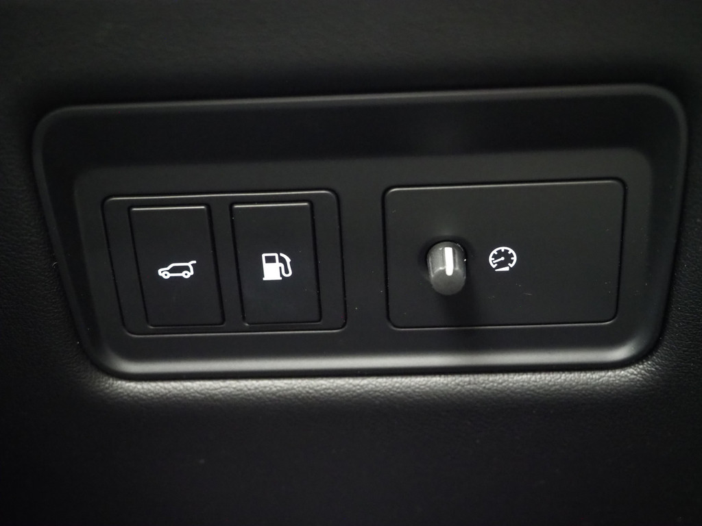 Land Rover Range Rover Sport 2.0 P400e HSE Dynamic SVO Satin 65