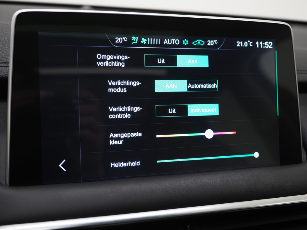 MG EHS 1.5 TGDI Luxury 32