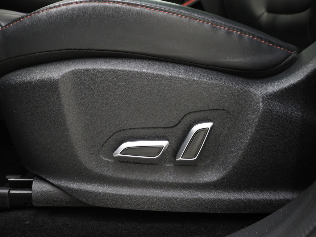 MG EHS 1.5 TGDI Luxury 58