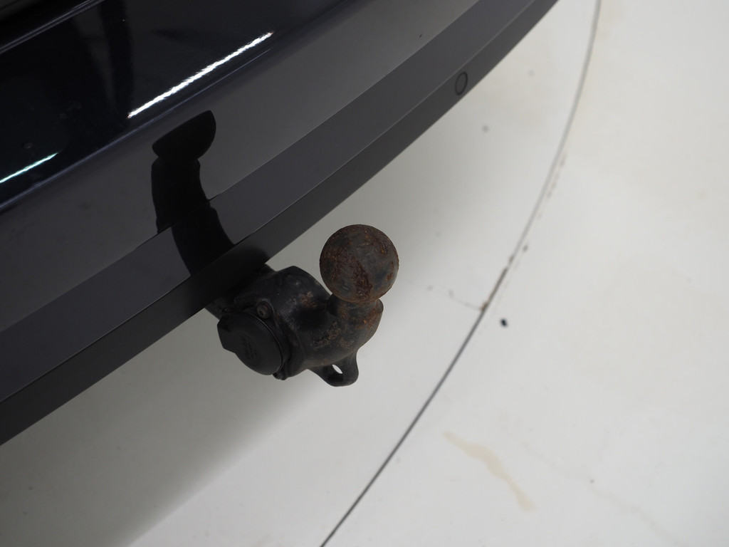 Škoda Superb Combi 1.4 TSI iV Laurin & Klement 46