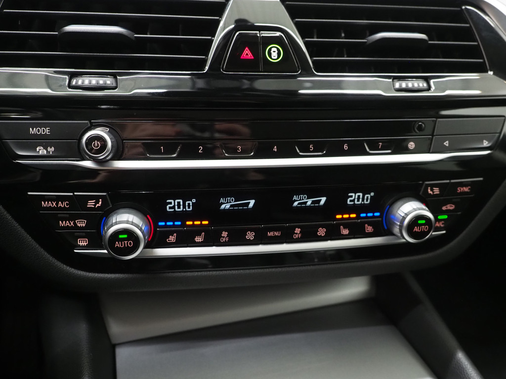 BMW 5 Serie Touring 530e xDrive 71