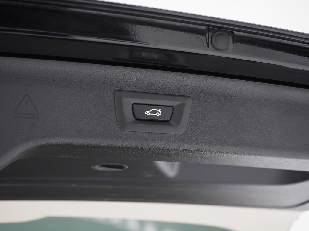 BMW 5 Serie Touring 530e xDrive 77