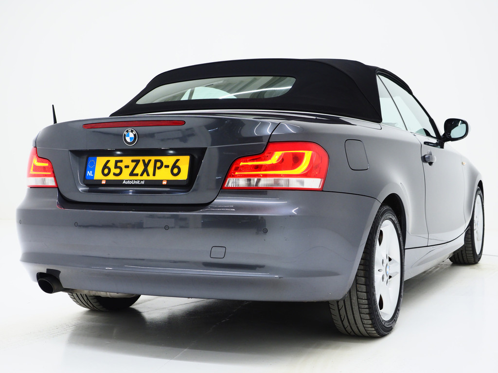 BMW 1-SERIE CABRIOLET 118i Exclusive Edition 12