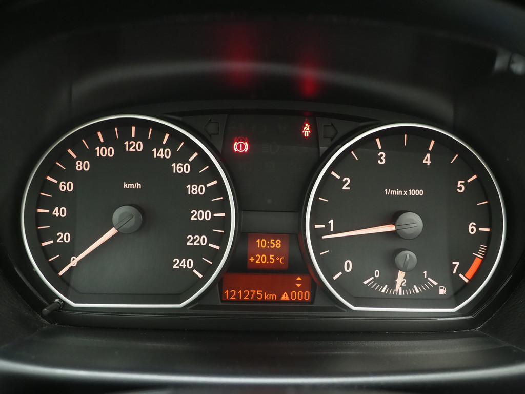 BMW 1-SERIE CABRIOLET 118i Exclusive Edition 31