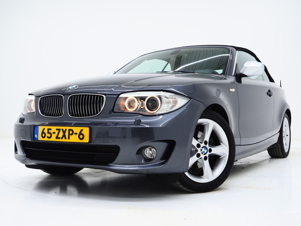 BMW 1-SERIE CABRIOLET 118i Exclusive Edition 44