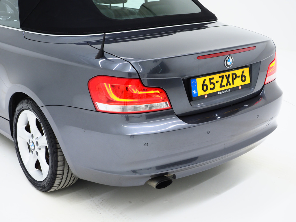 BMW 1-SERIE CABRIOLET 118i Exclusive Edition 63