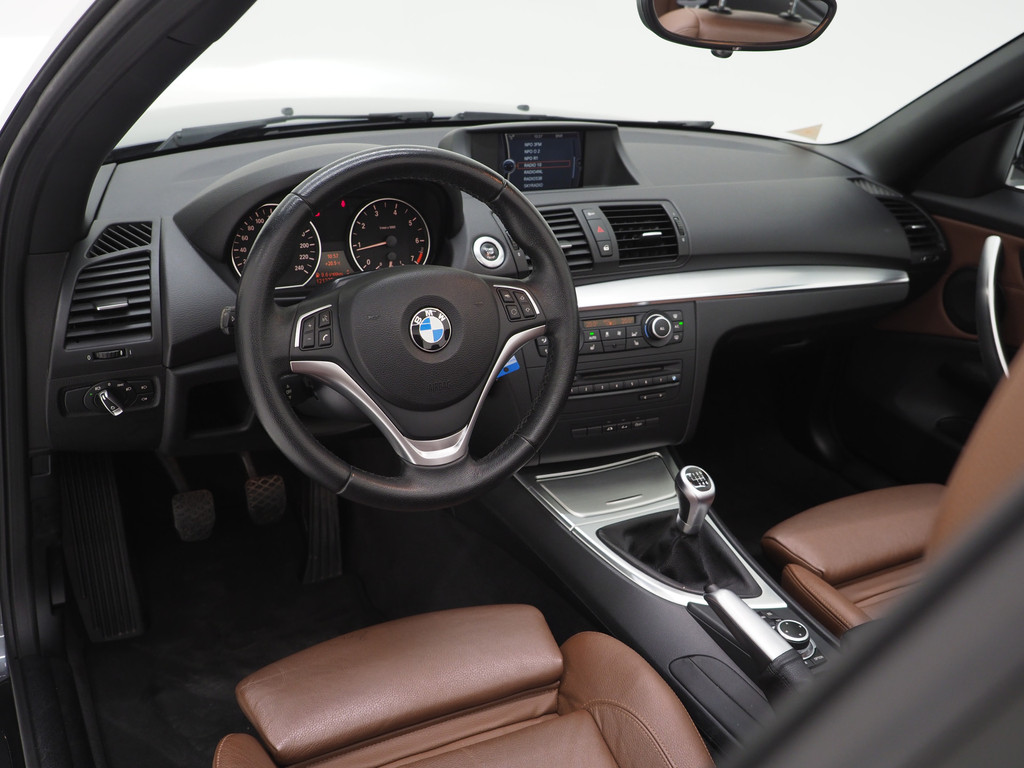 BMW 1-SERIE CABRIOLET 118i Exclusive Edition 65