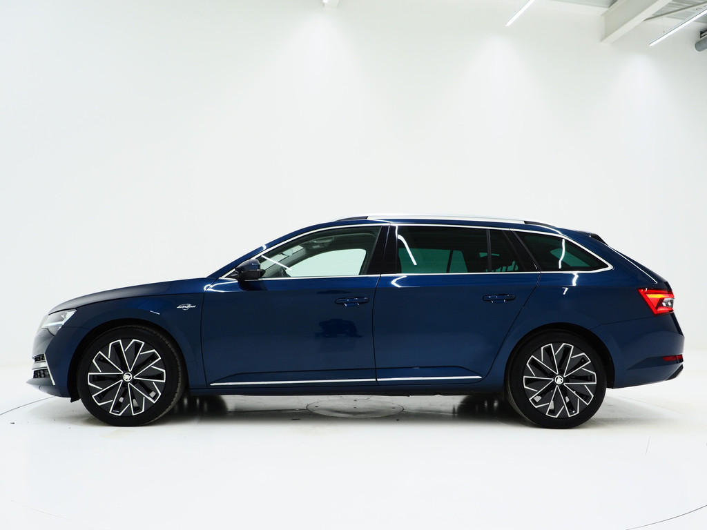 Škoda Superb Combi 1.4 TSI iV Laurin & Klement 1
